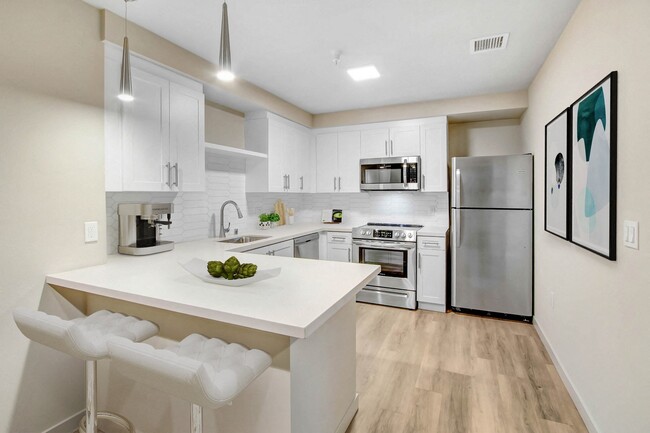 Interior Photo - Zephyr Koreatown