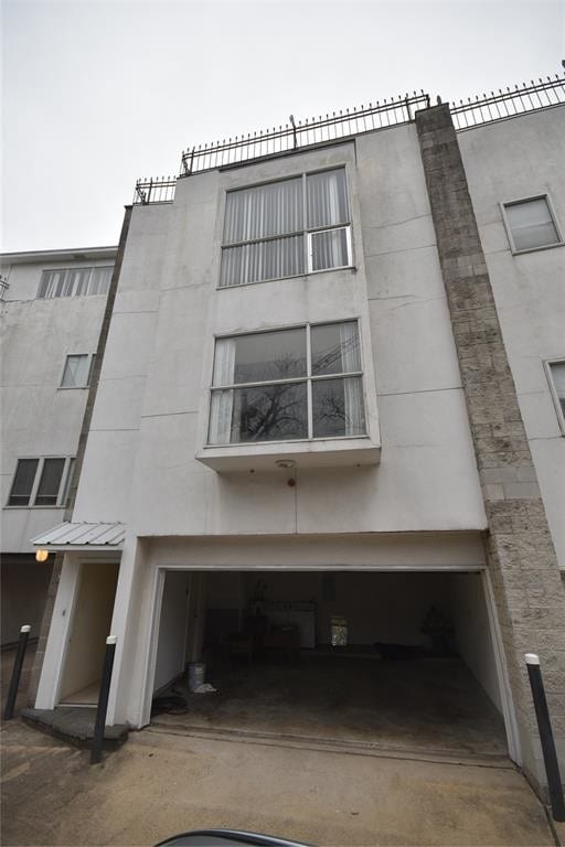 Building Photo - 404 Rosalie St
