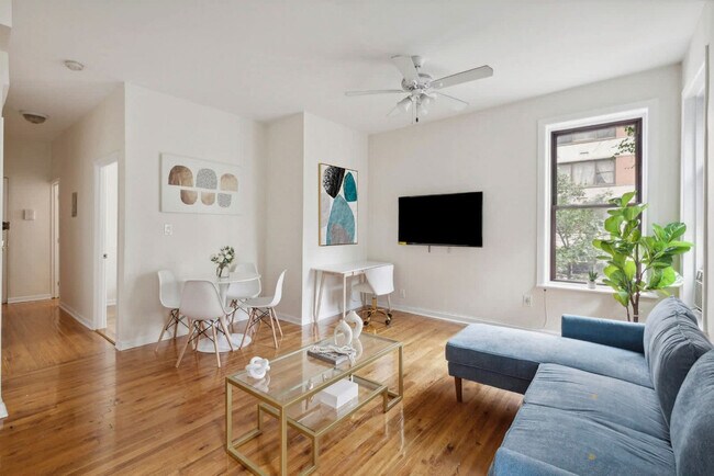 Foto del edificio - 1310 2nd Ave