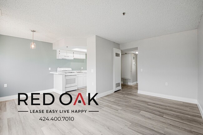 Foto del edificio - 14814 Gale Ave