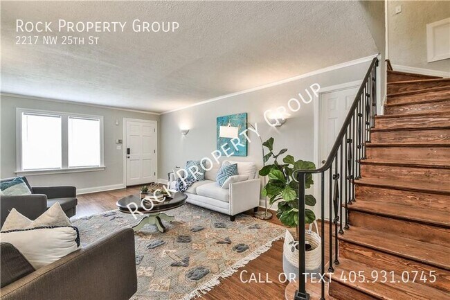 Foto del edificio - Beautifully Remodeled 4 Bedroom Home near ...