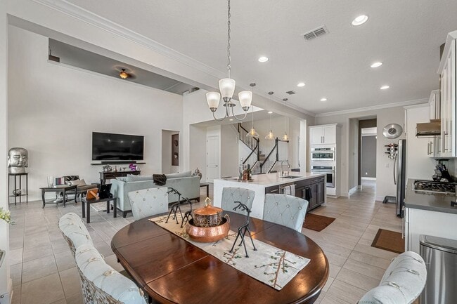 Building Photo - 12527 Bovet Ave