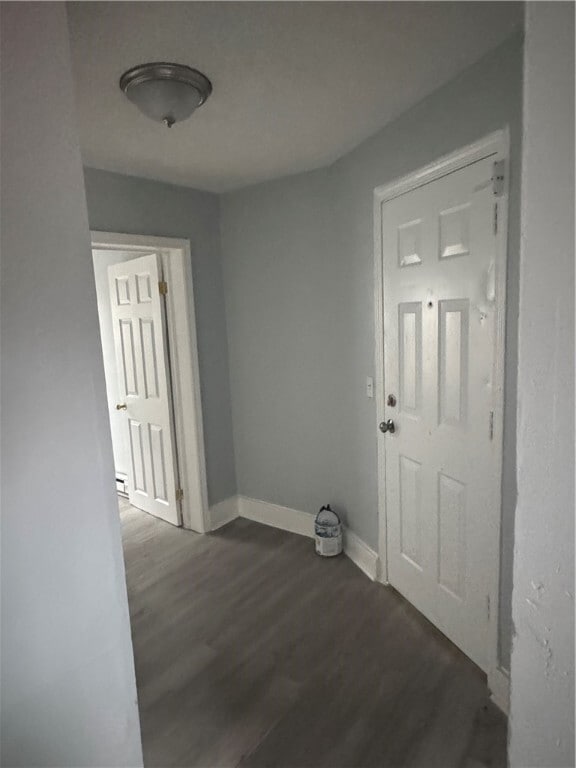 Building Photo - 751 Dewey Ave