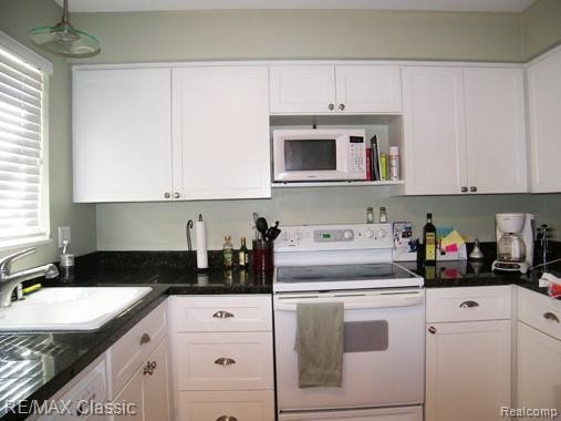 Foto del edificio - 323 W Lincoln Ave