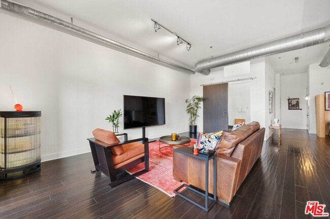 Building Photo - 13320 Beach Ave
