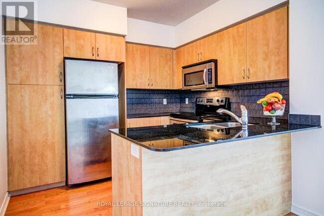 Building Photo - 15 Legion Rd