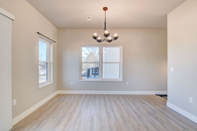 Foto del edificio - Brand New Luxury Townhomes: 3BR, 2.5Bath A...