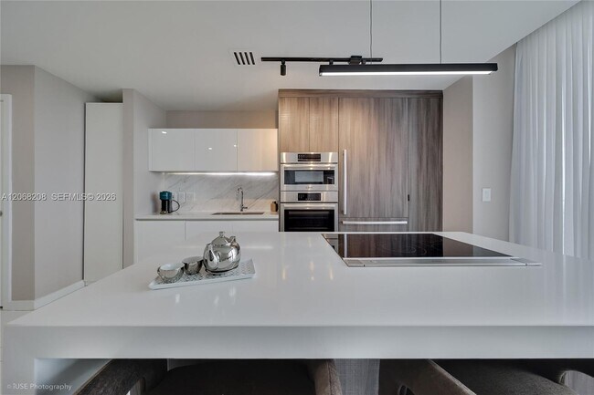 Foto del edificio - 851 NE 1st Ave