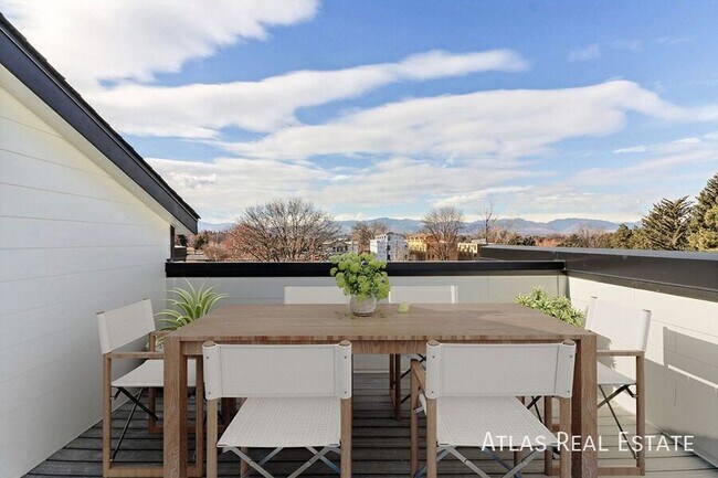 Foto del edificio - 240 Osiander St