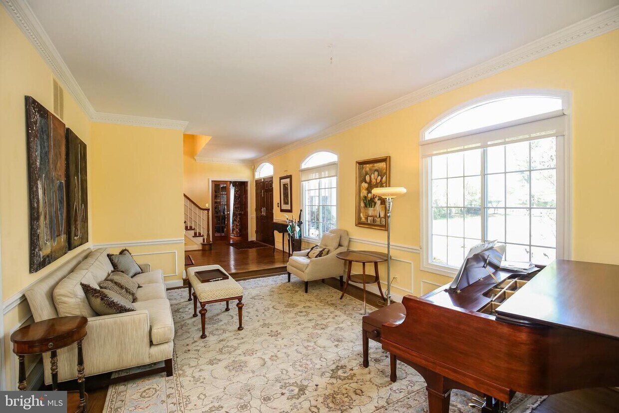 Foto principal - 8900 Holly Leaf Ln