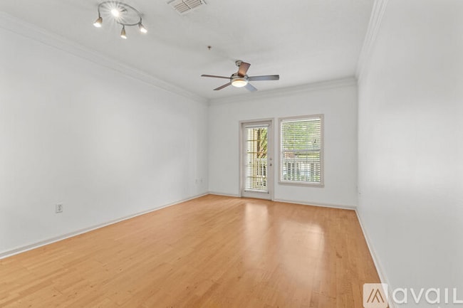 Foto del edificio - 1111 Westchester Ridge NE