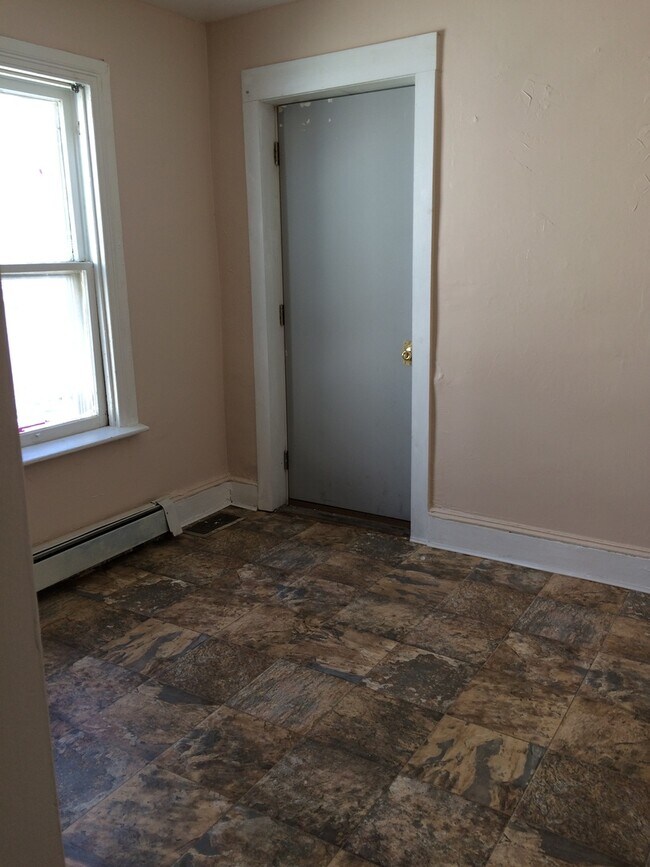 Foto del edificio - Future Rental York City-5 Bedroom 1 Bath H...
