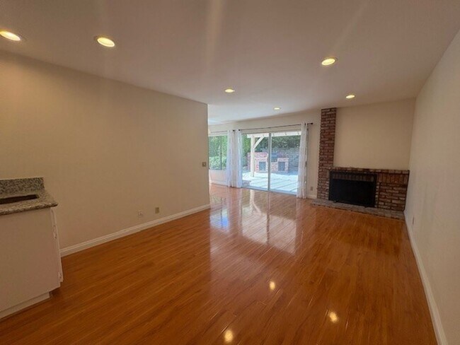 Foto del edificio - Welcome to your dream home in beautiful Th...