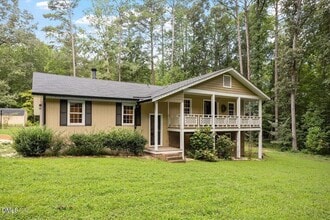 Building Photo - 1068 Mc Wilder Rd