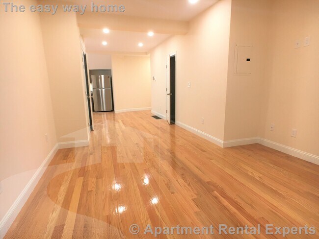 Foto del edificio - 67 Temple St