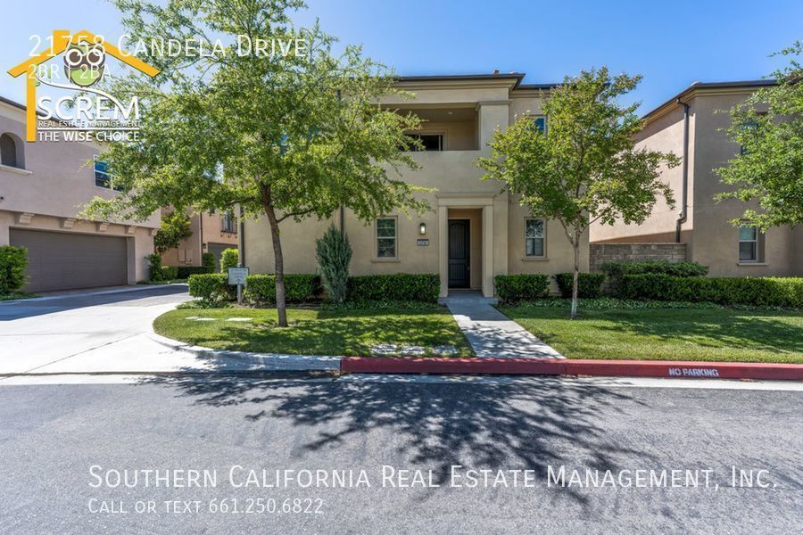 Foto principal - Two bedroom home in Villa Metro Gated Comm...