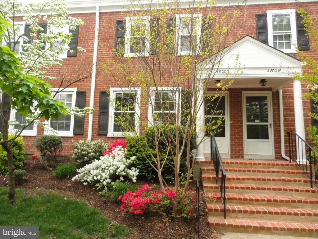 Primary Photo - 4800 S 28th St