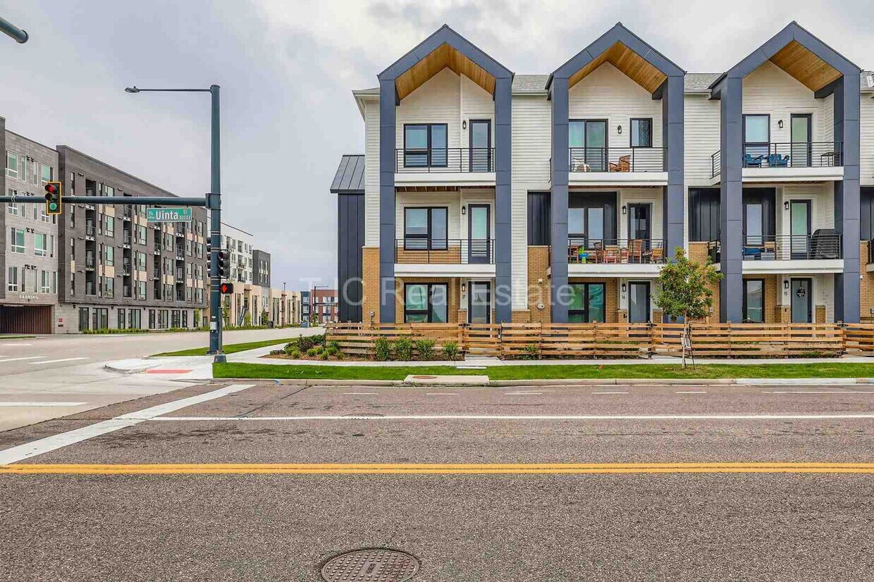 Foto principal - 3580 Uinta St