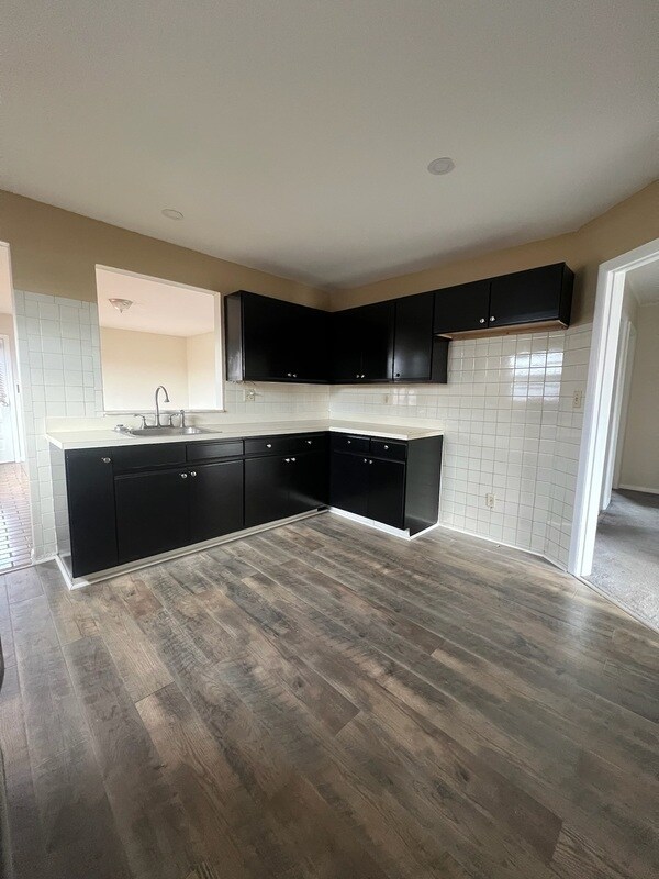 Foto del edificio - 173 Woodbridge Ave