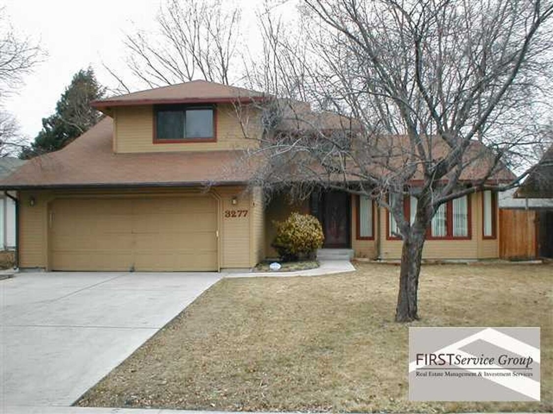 Foto principal - Large Single Family Home SE Boise!