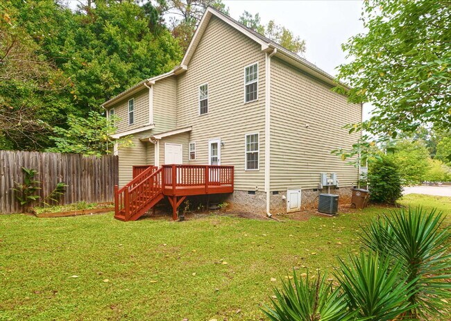 Foto del edificio - Charming Wake Forest Gem - 3 Bedroom Townhome