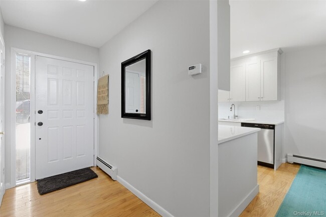 Foto del edificio - 10 Bayberry Ln