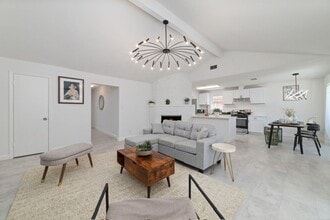 Building Photo - 12018 Troulon Dr