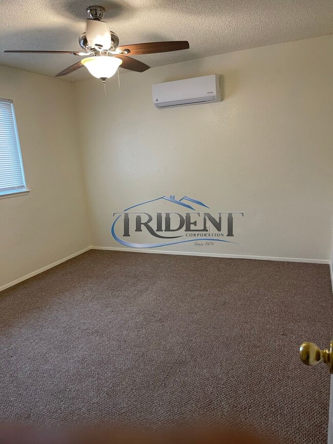 Building Photo - 4400 Martel Dr
