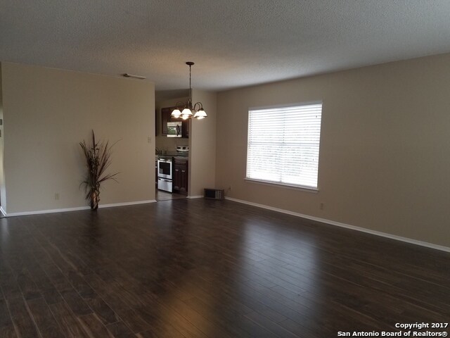 Building Photo - 6803 Misty Field Dr