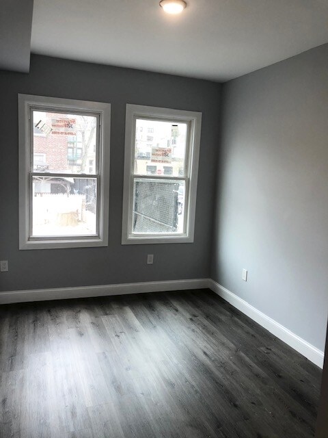 Foto del edificio - 81 67th St