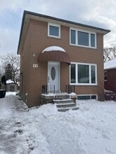 Building Photo - 83 Claremore Av