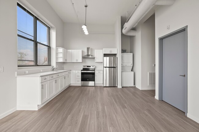 Building Photo - 226 New Brunswick Ave