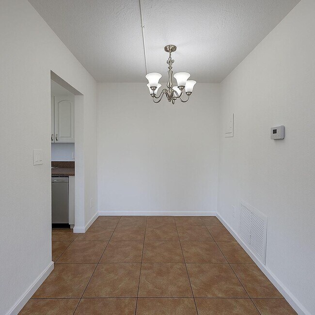 Foto del edificio - 3350 NE 16th Terrace
