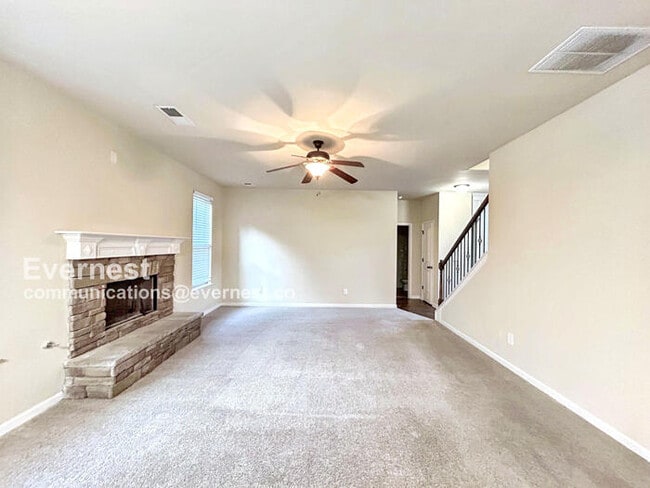Building Photo - 350 Adverstone Ct