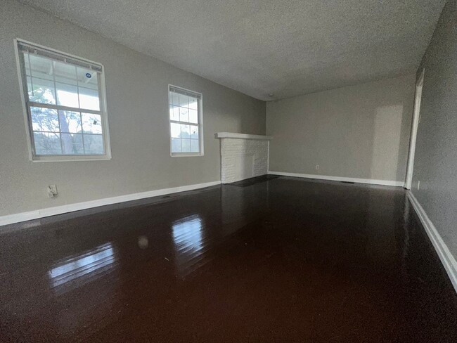 Foto del edificio - Home for rent in Huffman **ACCEPTS SECTION...