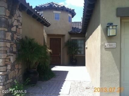 Foto del edificio - 15812 W Cypress St