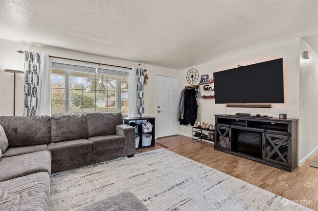 Foto del edificio - 2205 29th Ave SE