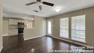 Building Photo - 6038 Sandwick Dr