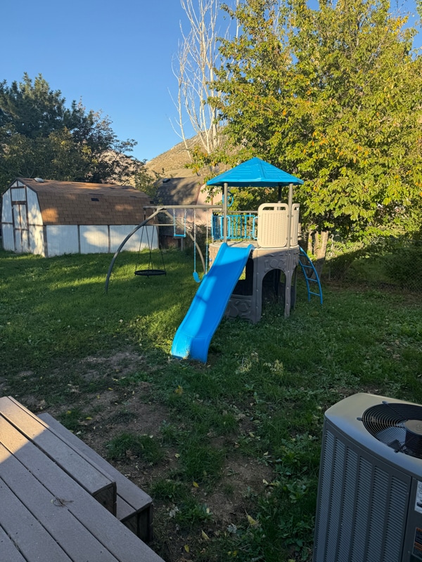 Building Photo - 930 E 1150 N