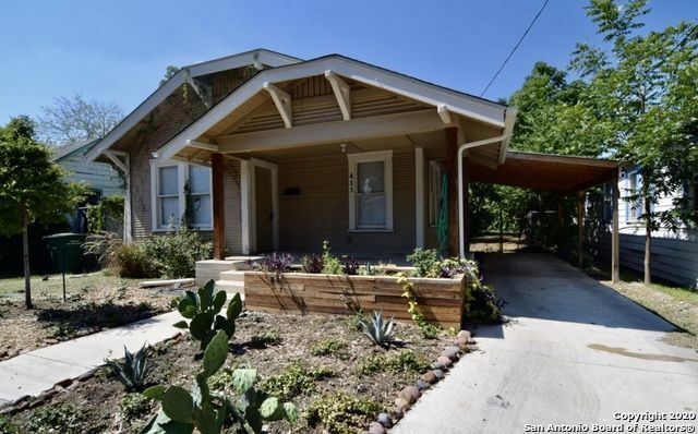 Building Photo - 431 Blue Bonnet St
