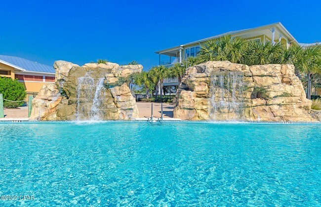 Foto del edificio - 8700 Front Beach Rd