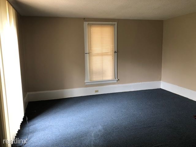 Building Photo - 1 br, 1 bath  - 803 Pearson St Apt B