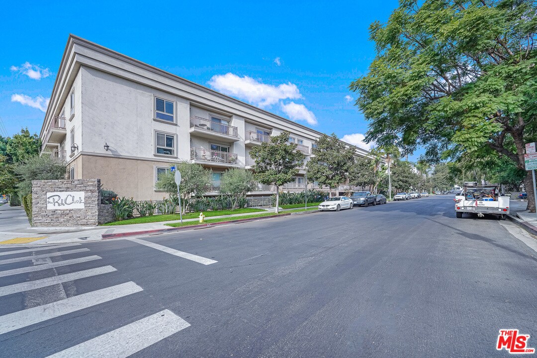 Foto principal - 141 S Clark Dr