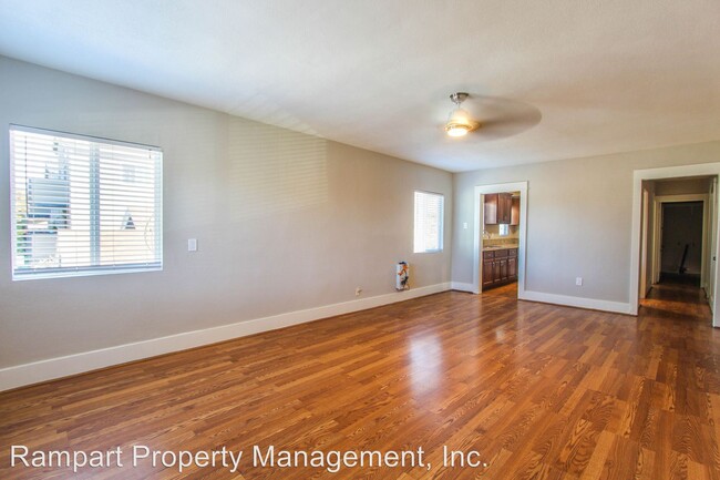 Building Photo - 732 Gaviota Ave