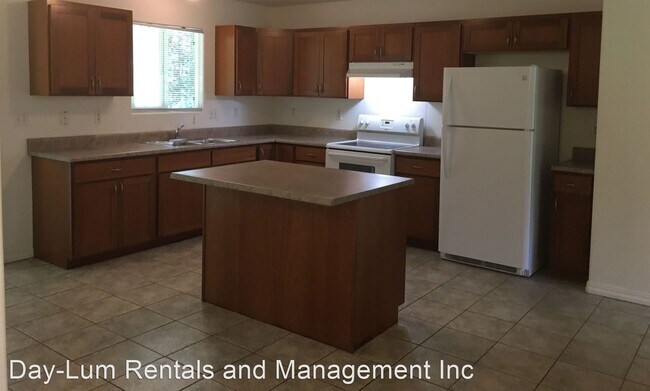 Foto del edificio - 3 br, 2 bath House - 15-1463 17th Avenue