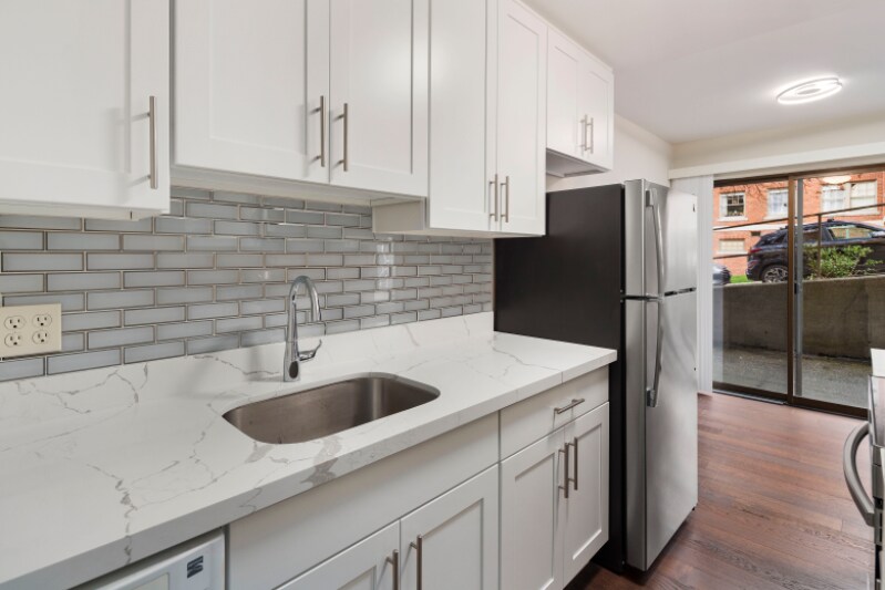 Foto principal - 1629 Summit Ave