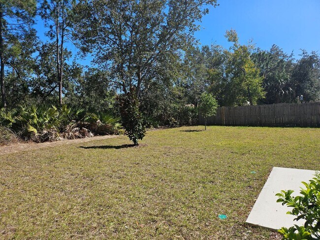 Foto del edificio - Brand New modern 3 Bed, 2 bath with 2 car garage in Palm Coast minutes from the Beach and shopping