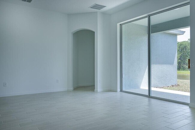 Building Photo - 7071 Lanier Falls Rd