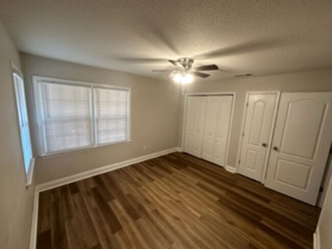 Foto del edificio - 315 Brannen St