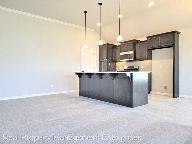 Building Photo - 3 br, 2 bath House - 4221 NW 152nd St